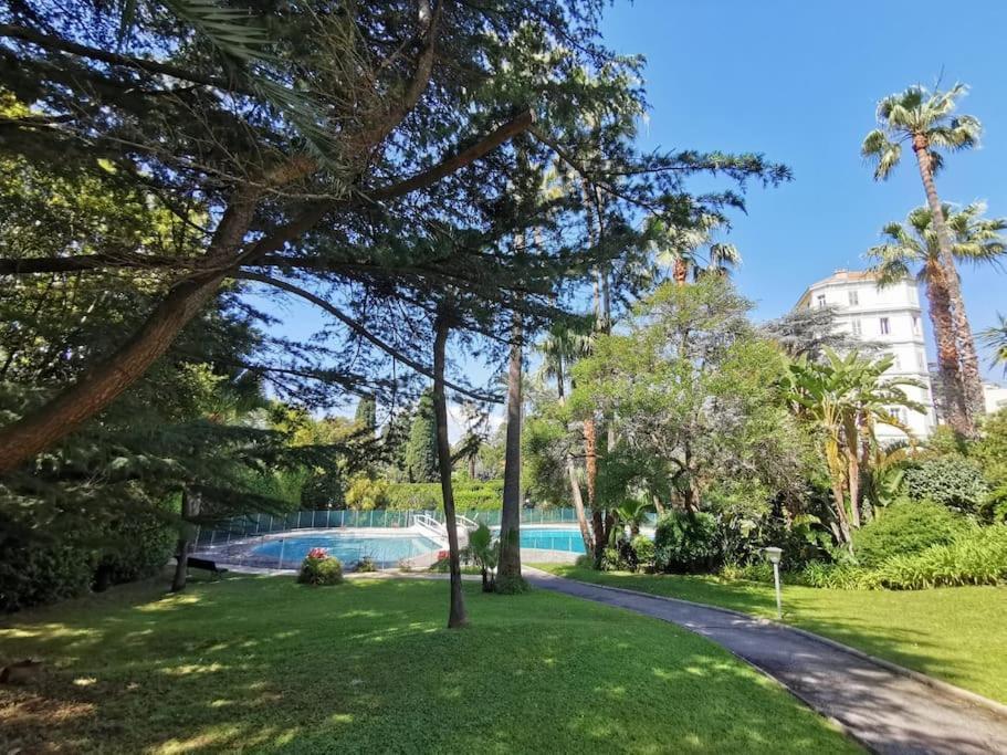 2 Bedrooms Seafront Cannes Exterior foto