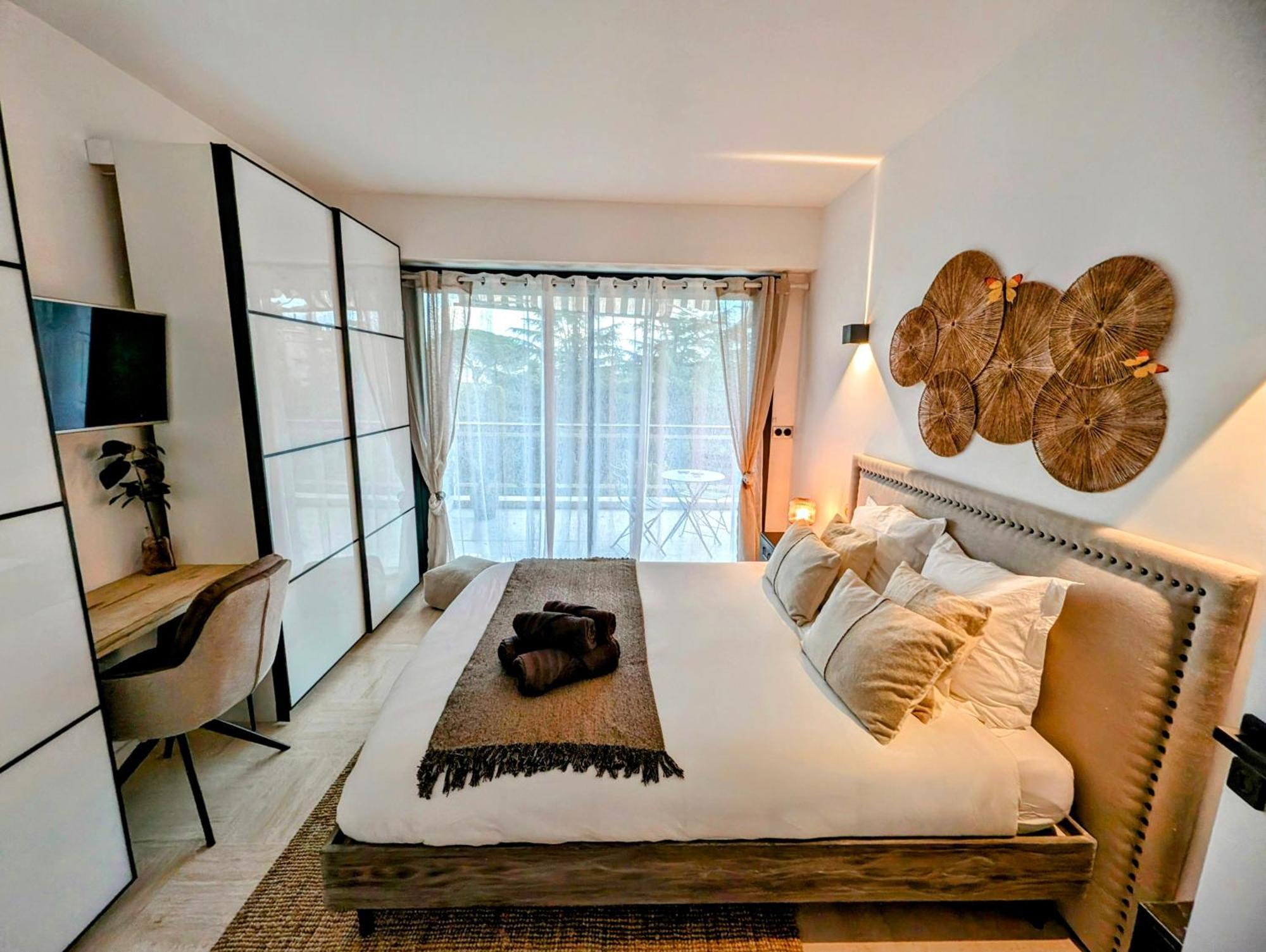2 Bedrooms Seafront Cannes Exterior foto